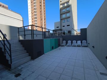 Dpto. 1 dorm. con vista al puerto en CAM 95.