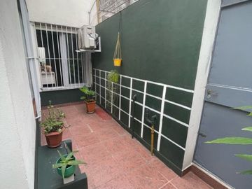 Casa PH en venta en Moron Sur