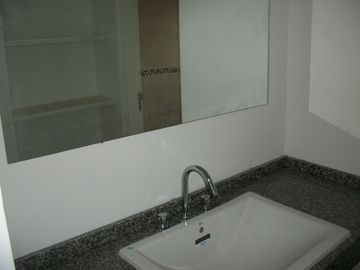 APTO BANCOR  Villa Allende Centro 2 Dorm , housing de  4 unidades , sin expensas