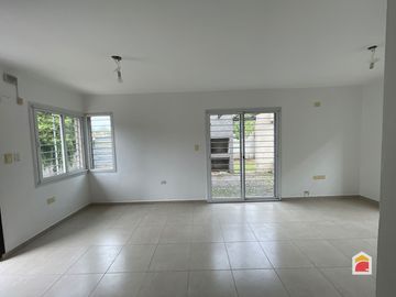 APTO BANCOR  Villa Allende Centro 2 Dorm , housing de  4 unidades , sin expensas