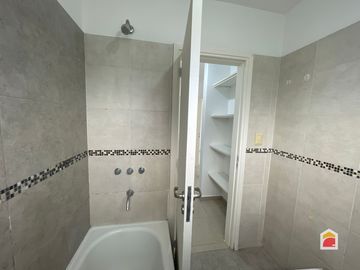 APTO BANCOR  Villa Allende Centro 2 Dorm , housing de  4 unidades , sin expensas