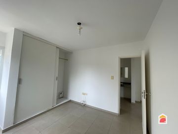 APTO BANCOR  Villa Allende Centro 2 Dorm , housing de  4 unidades , sin expensas