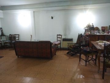 CHALET EN 2 PLANTAS DE 4 AMBIENTES CON GARAGE EN VILLA SOLDATI