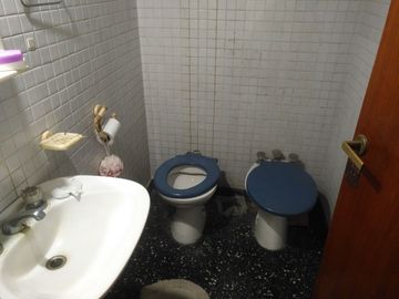 CHALET EN 2 PLANTAS DE 4 AMBIENTES CON GARAGE EN VILLA SOLDATI