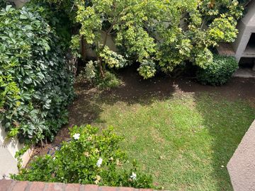 duplex en complejo privado en dorrego impecable