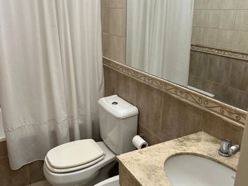 duplex en complejo privado en dorrego impecable