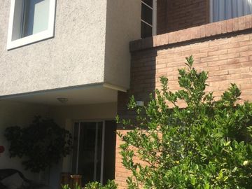 duplex en complejo privado en dorrego impecable
