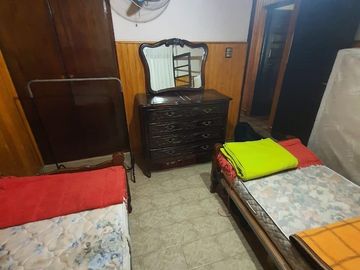 00036 Amplia casa para 10 personas sobre Av. Principal en Villa Cura Brochero