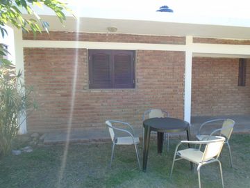 00043 Departamento en alquiler temporario de 1 dormitorio c/ cochera en Villa Cura Brochero