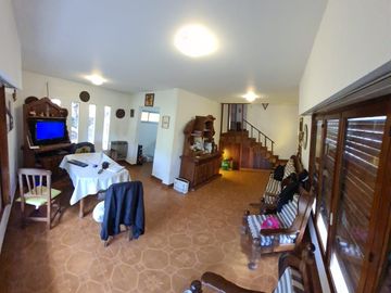Casa en venta de 3 dormitorios c/ cochera en Santa Teresita