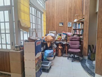 VENTA Casa antigua  de 7 ambientes en Almagro