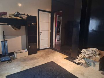 VENTA Casa antigua  de 7 ambientes en Almagro
