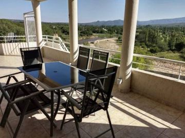 K023 CB Magnífica Casa  + Dpto con increíble vista, en Villa Cura Brochero