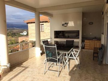 K023 CB Magnífica Casa  + Dpto con increíble vista, en Villa Cura Brochero