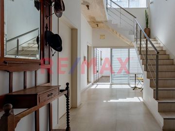 VENTA CASA 5 AMB.- BALCON TERRAZA - CHACARITA
