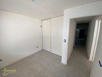 Departamento en venta de 2 dormitorios c/ cochera en Quinta sección