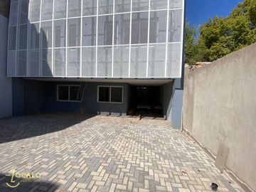 Departamento en venta de 2 dormitorios c/ cochera en Quinta sección