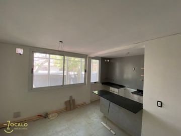 Departamento tipo duplex en venta de 2 dormitorios en quinta sección