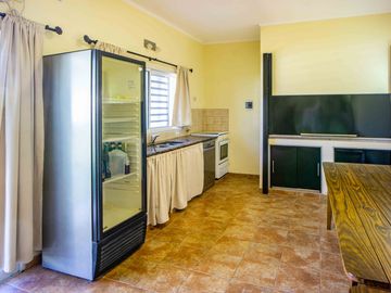 VENTA CASA CHALET 3 DORMITORIOS PILETA QUINCHO