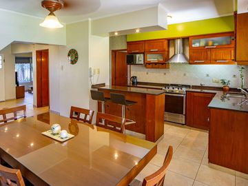 VENTA CASA CHALET 3 DORMITORIOS PILETA QUINCHO