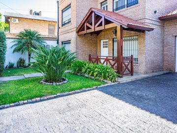 VENTA CASA CHALET 3 DORMITORIOS PILETA QUINCHO