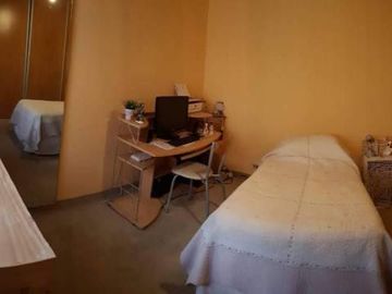 Casa 4 ambientes con cochera Barrio de las Mil Casitas