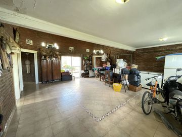 Casa quinta en venta de 10040m2 ubicado en 9 de Julio