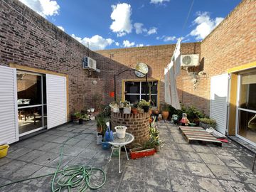 Casa quinta en venta de 10040m2 ubicado en 9 de Julio