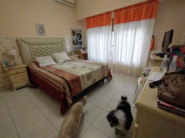 CASA 6 AMBIENTES VILLA LUZURIAGA VENTA LOTE 441M2