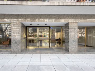 ÚNICO PISO 8 CATEGORIA  EN VENTA COCHERA PALERMO