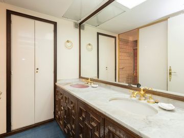 ÚNICO PISO 8 CATEGORIA  EN VENTA COCHERA PALERMO