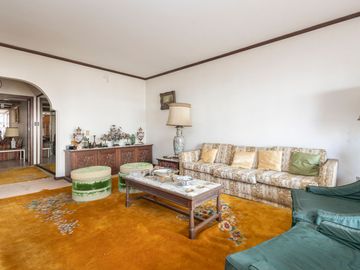 ÚNICO PISO 8 CATEGORIA  EN VENTA COCHERA PALERMO
