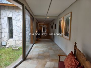 Casa en venta de 6 dormitorios c/ cochera en Chapelco Golf & Resort