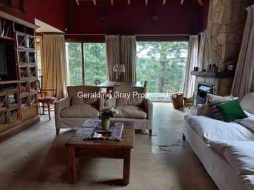 Casa en venta de 6 dormitorios c/ cochera en Chapelco Golf & Resort