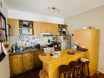 Dúplex en venta de 3 dormitorios c/ cochera en San Miguel