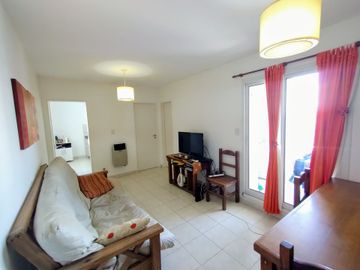 VENTA DPTO. 1 DORM.-PLENO CENTRO-PILAY ADJUDICADO