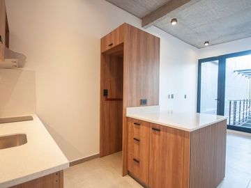 DUPLEX TIPO CASA, CON JARDIN Y PATIO VILLA URQUIZA