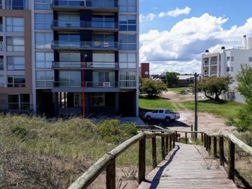 Semipiso en venta en Monte Hermoso, edificio Dunas del Este