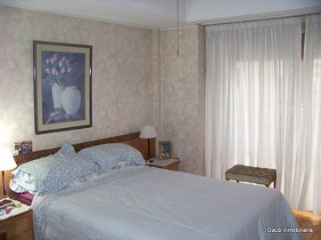 Saavedra Al 100 3 D 3 B  2 Cocheras Excelente Estado U$s 200.000