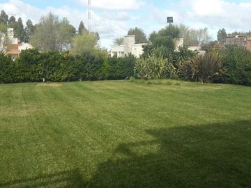 Chalet Bosque Alto 3 Dorm. Suite Pileta Jardin Impecable Lote 760 M2 U$s 420.000