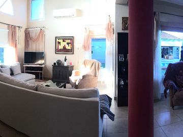Chalet Bosque Alto 3 Dorm. Suite Pileta Jardin Impecable Lote 760 M2 U$s 420.000