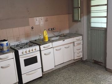 Casa en venta de 2 dormitorios c/ cochera en Pedro Pico