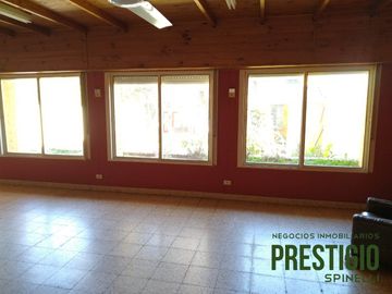Casa en venta de 3 dormitorios c/ cochera en Bella Vista