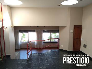Casa en venta de 3 dormitorios c/ cochera en Bella Vista