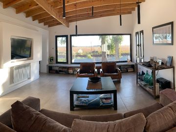 Casa 3 Ambientes A Estrenar En Venta Barrio Las Margaritas - Mar Del Plata
