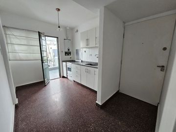 VENTA MONOAMBIENTE Y MEDIO GRAN TERRAZA CABALLITO