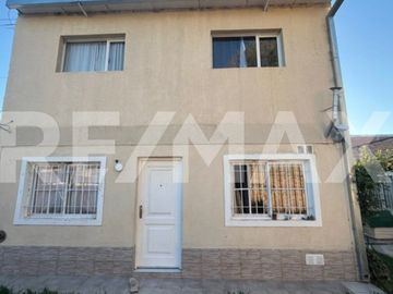 DUPLEX EN VENTA .2 DORM/COCHERA.B° LEJOS DE BS.AS.