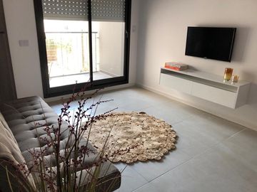 Monoambiente a ESTRENAR c/balcón  en VENTA CENTRO de Rosario, Corrientes al 1300