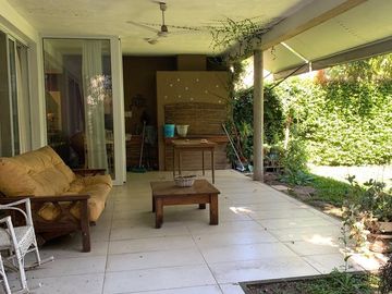 casa venta Punta Chica, Victoria