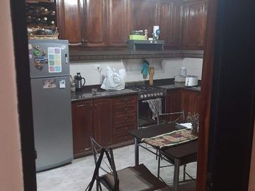 Casa en venta de 2 dormitorios c/ cochera en Ramos Mejía